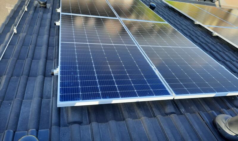 Reference: Instalace fotovoltaické elektrárny s vyřízením dotace- Mnichovo Hradiště-Hněvousice