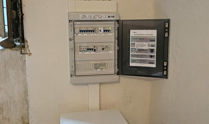 Reference: Instalace fotovoltaiky s bateriovým úložištěm v Kovanci