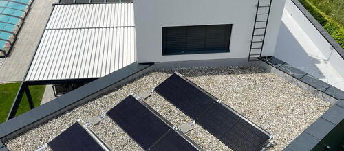 Reference Fotovoltaická elektrárna s využitím baterií realizovaná v Luženičkách 
