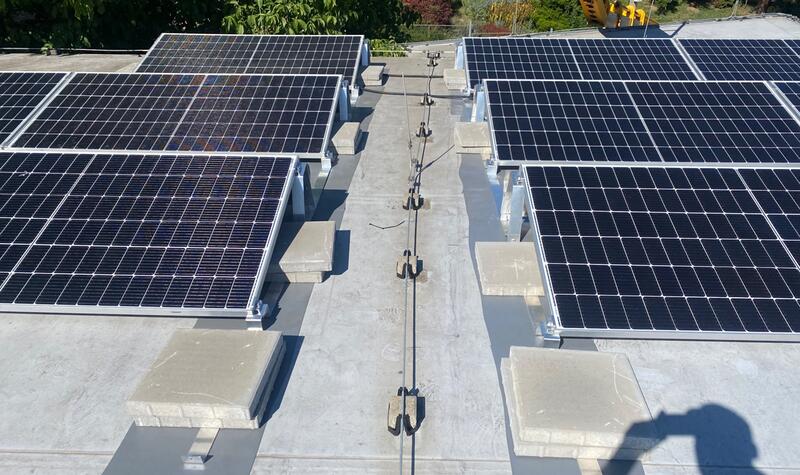 Reference: Solární elektrárna s bateriovým systémem instalovaná v Libčicích nad Vltavou