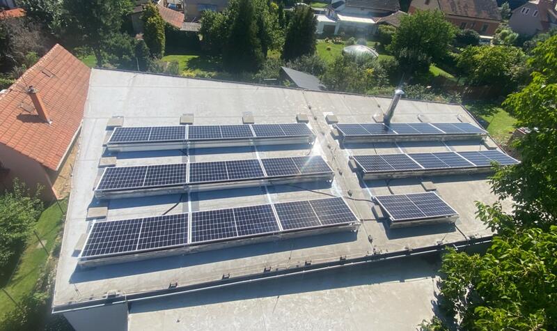 Reference: Solární elektrárna s bateriovým systémem instalovaná v Libčicích nad Vltavou