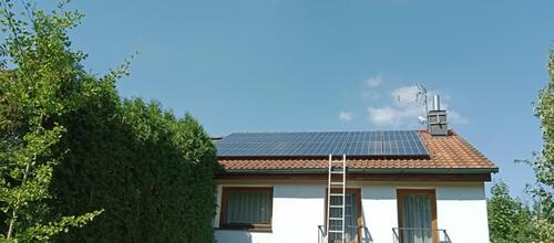 Reference Fotovoltaická elektrárna s využitím bateriového systému - Domažlice-Bezděkovské Předměstí