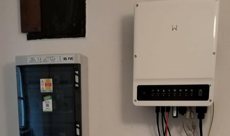 Reference: Solární elektrárna  s využitím baterií instalovaná v Mnichově v Jihočeském kraji 