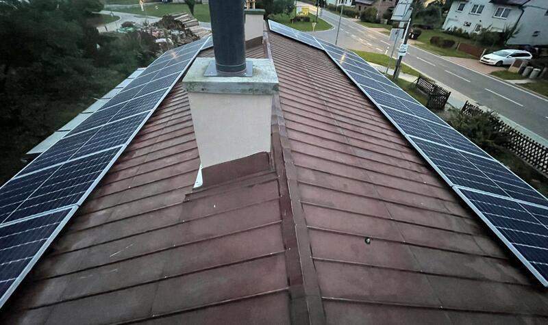 Reference: Solární elektrárna s bateriemi a Wallboxem instalovaná ve Vrchlabí