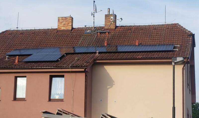 Reference: Solární elektrárna s využitím bateriového systému - Doksy